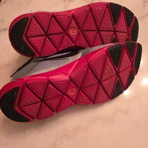 Nike Free XT Quick Fit Flywire Women's Running/Training Size 9 - Gray/Red/Black
